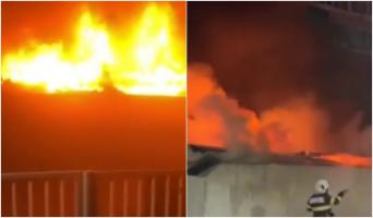 Incendiu violent în Argeş, după ce un magazin alimentar a fost cuprins de flăcări din senin
