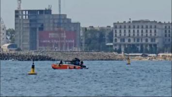 Bătrân căutat cu disperare, după ce a dispărut pe o plajă din Constanţa. 18 scafandri au împânzit apele mării