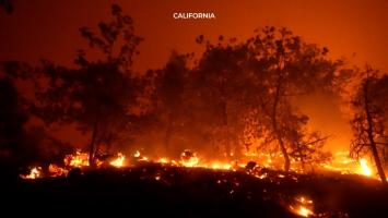 Staţiune montană, rasă de pe faţa pământului în urma incendiilor devastatoare din California. Localnicii au lăsat totul în urmă pentru a se salva