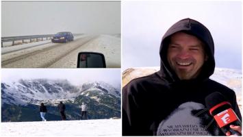 Reacţia unui turist polonez după ce a văzut zăpada de pe Transalpina. Mergea la mare în Grecia şi a vrut să facă un popas în România