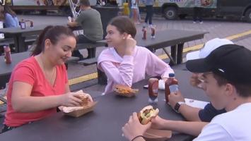 Ziua Bucureştiului, sărbătorită printr-un festival de street food. Cât au plătit bucureştenii pentru un burger