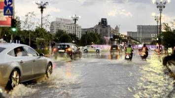 Cod galben de ploi, în mai multe zone. Cod portocaliu, cu precipitaţii ce depăşesc 100 de litri pe metru pătrat, de duminică. La munte, lapoviţă şi ninsoare