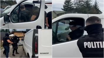 Momentul în care bărbatul care a încercat să jefuiască o bancă din Iași este prins. Polițiștii l-au săltat direct de pe stradă, după ce i-au înconjurat duba