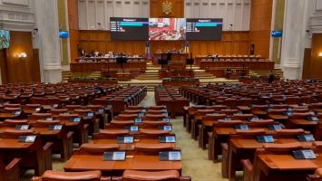 Parlamentul a votat cele două comisii de anchetă "Nordis" şi "Iohannis". Trebuie reînfiinţate după alegeri