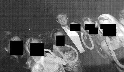 Noi fotografii din arhiva Epstein: Trump, Clinton, Gates și alte nume importante, surprinse în anturajul său