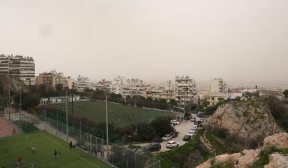 Grecia, acoperită de praf saharian. Va ajunge și în România