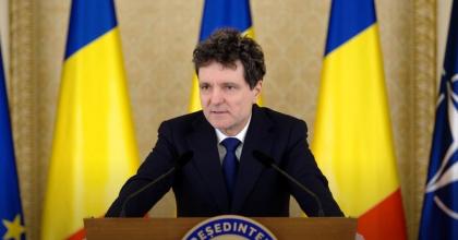 AUR invită PSD să se alăture demersului de suspendare din funcţie a preşedintelui: "Nu are rost fără PSD"
