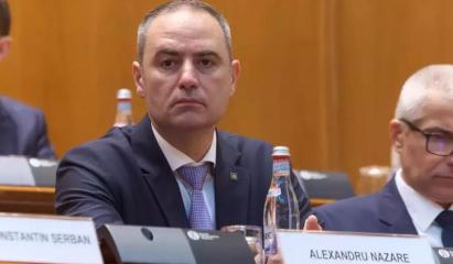 Alexandru Nazare, accident în Capitală. Două persoane la spital, după ce ministrul nu ar fi acordat prioritate