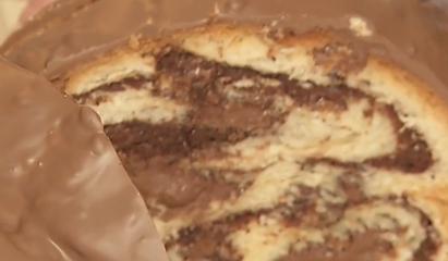 Tradiţionalul cozonac, mai scump ca niciodată. Câţi bani trebuie să scoţi din buzunar anul acesta