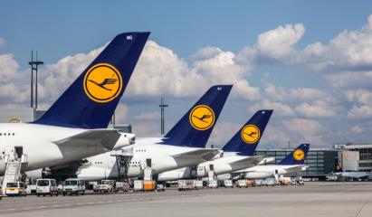 Panică în Orientul Mijlociu. Zeci de zboruri în regiune, anulate pe fondul tensiunilor dintre SUA şi Iran