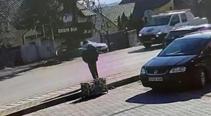 Copil de 12 ani din Suceava, la un pas de moarte. O maşină îl loveşte în plin, dar scapă miraculos