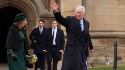 Regele Charles presat să abdice pentru că ştia de comportamentul fratelui său implicat în scandalul Epstein