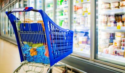 Ministrul Agriculturii declară război mărcilor proprii. Oficialul vrea să limiteze vânzările produselor