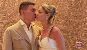 Valentina Pelinel, imagini senzaţionale la 44 de ani! Cum se menţine într-o formă de vis soţia lui Cristi Borcea