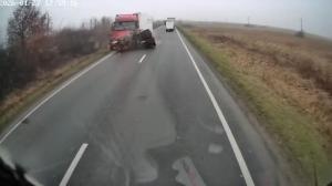 Microbuzul &icirc;n care se aflau fanii lui PAOK nu era condus de un şofer profesionist! Suporterii au condus pe r&acirc;nd