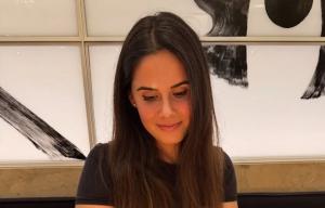 Rom&acirc;nca de 34 de ani avea 3 job-uri şi nu se descurca, dar s-a &icirc;mbogăţit rapid şi a ajuns celebră! Cum a reuşit