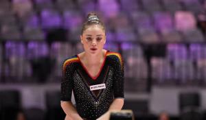 “S-au păruit ca &icirc;n filme!” Sabrina Voinea, implicată &icirc;ntr-un nou scandal! S-a bătut cu o halterofilă