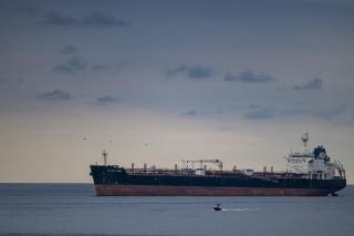 Două nave au fost lovite &icirc;n Marea Neagră. Bulgaria cere sprijin: "Un nou atac, absolut inacceptabil"