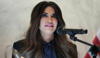 Casa Albă i-a cerut ambasadoarei SUA &icirc;n Grecia, Kimberly Guilfoyle, să demisioneze