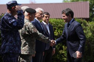 Nicuşor Dan, de Ziua Armatei: "Vom acţiona ferm pentru a descuraja şi a neutraliza orice ameninţare"