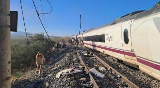 Cel puţin 10 morţi după ce două trenuri de călători de mare viteză s-au ciocnit &icirc;n Toledo