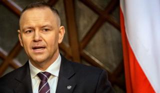 Criză politică majoră &icirc;n Polonia. Nawrocki a &icirc;ntors avionul din drum şi a convocat discuţii urgente