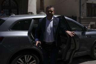 Cum se apără Ciucu după acuzaţiile DNA de luare de mită. Două arestări deja &icirc;n dosarul primarului Capitalei