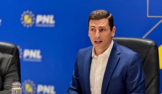 Tabăra pro-Veştea, acuzată de dublă măsură: Contestă mandatul PNL, dar au dat mandate &icirc;n propriile filiale