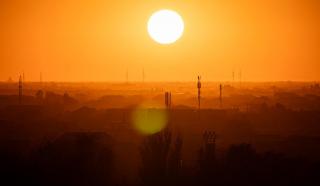 Codul roşu de caniculă a fost extins p&acirc;nă miercuri. ANM: Temperaturi extreme &icirc;n 3 sferturi din ţară