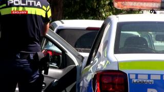 Un poliţist din C&acirc;mpina a furat bani din casa unei victime pentru a juca la păcănele. Ce spun colegii săi