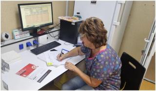 Peste 400 de spitale din Rom&acirc;nia intră luni &icirc;n grevă. Nu vor face internări şi operaţii timp de două ore