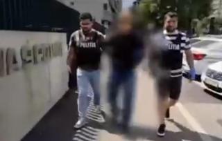 Doi ucraineni de 19 şi 20 de ani au păcălit o femeie să le dea 300.000 de lei. Cum funcţiona escrocheria