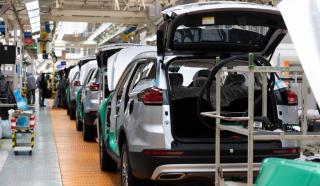 Industria auto din Rom&acirc;nia pierde 1.200 de angajați pe lună. Declinul, cel mai grav din ultimul deceniu