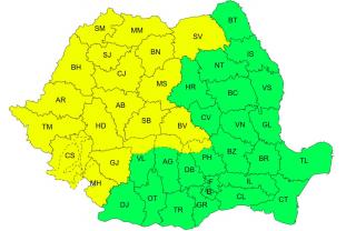 Cod galben de furtuni, vijelii şi ploi torenţiale &icirc;n jumătate de ţară m&acirc;ine. Prognoza pentru Bucureşti