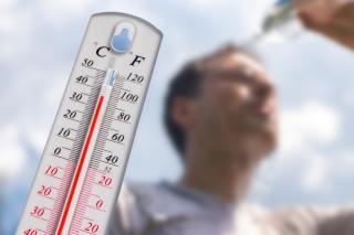 Cod roşu de caniculă. Trei judeţe sunt puternic afectate: c&acirc;t timp e valabilă alerta