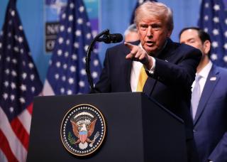 Trump anunță suspendarea atacurilor și un acord de principiu cu Iranul