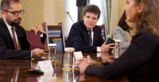 Noi negocieri, astăzi, la Cotroceni, pentru Legea salarizării. 8 mld. lei, bugetul maxim acceptat de Bruxelles