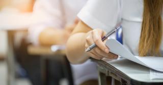 Examenul paralel la liceu, retrimis la comisie. Amendamentul USR &icirc;l anula după am&acirc;narea cu 4 ani