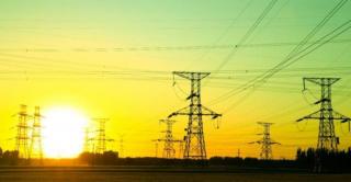 Guvernul discută de la 12.00 cu marii consumatori reducerea consumului de energie. Ce măsuri ar putea fi luate