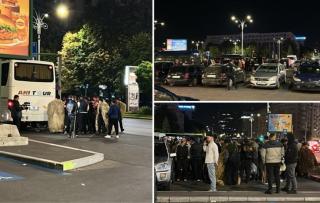 Protest neautorizat al fermierilor la Guvern. Sunt pregătiţi să stea mai multe zile &icirc;n Capitală