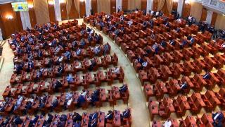 AUR invită PSD la guvernare, iar unii lideri ar vrea să accepte. Ce vrea &icirc;n schimb partidul lui Simion