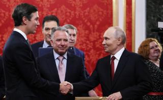 Putin, discuţie de 3 ore cu emisarii lui Trump. Au fost propuse soluţii pentru &icirc;ncetarea războiului cu Ucraina