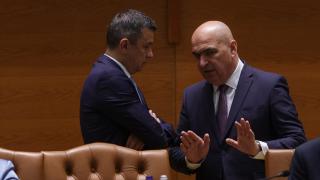 PSD ameninţă iar cu opoziţia, dar doar după ce se împart banii din Buget. Nu exclude alianţă cu AUR