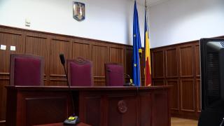 USR şi preşedintele nu vor eliminarea prescripţiei, cum a cerut premierul. Grup de lucru pe Legile Justiţiei