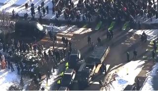 O femeie din SUA a fost ucisă de un agent de imigraţie. JD Vance: "O tragedie provocată chiar de victimă"