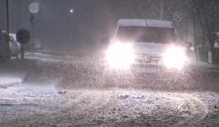 Ger şi zăpadă &icirc;n toată Rom&acirc;nia ca &icirc;n iernile de altădată. C&acirc;nd cresc temperaturile