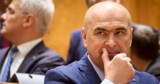 Guvernul lasă primăriile să păstreze banii &icirc;n plus din taxele locale, &icirc;nsă le taie sumele alocate