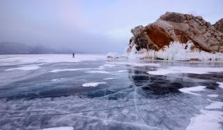 Temperaturile au scăzut p&acirc;nă la -22 de grade şi meteorologii anunţă că gerul răm&acirc;ne &icirc;n ţară