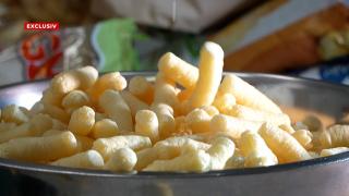 Ce conţin de fapt pungile cu pufuleţi. Rezultate &icirc;ngrijorătoare la analizele de laborator