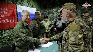 Filmul tentativei de asasinat din Rusia: Generalul &icirc;mpuşcat de 3 ori s-a luptat cu&nbsp;agresorul, posibil o femeie